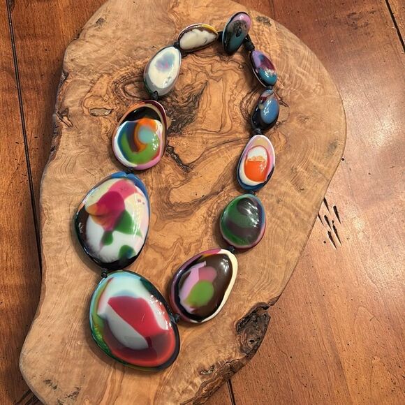 Jackie Brazil "Riverstones" Necklace. - Picture 3 of 6
